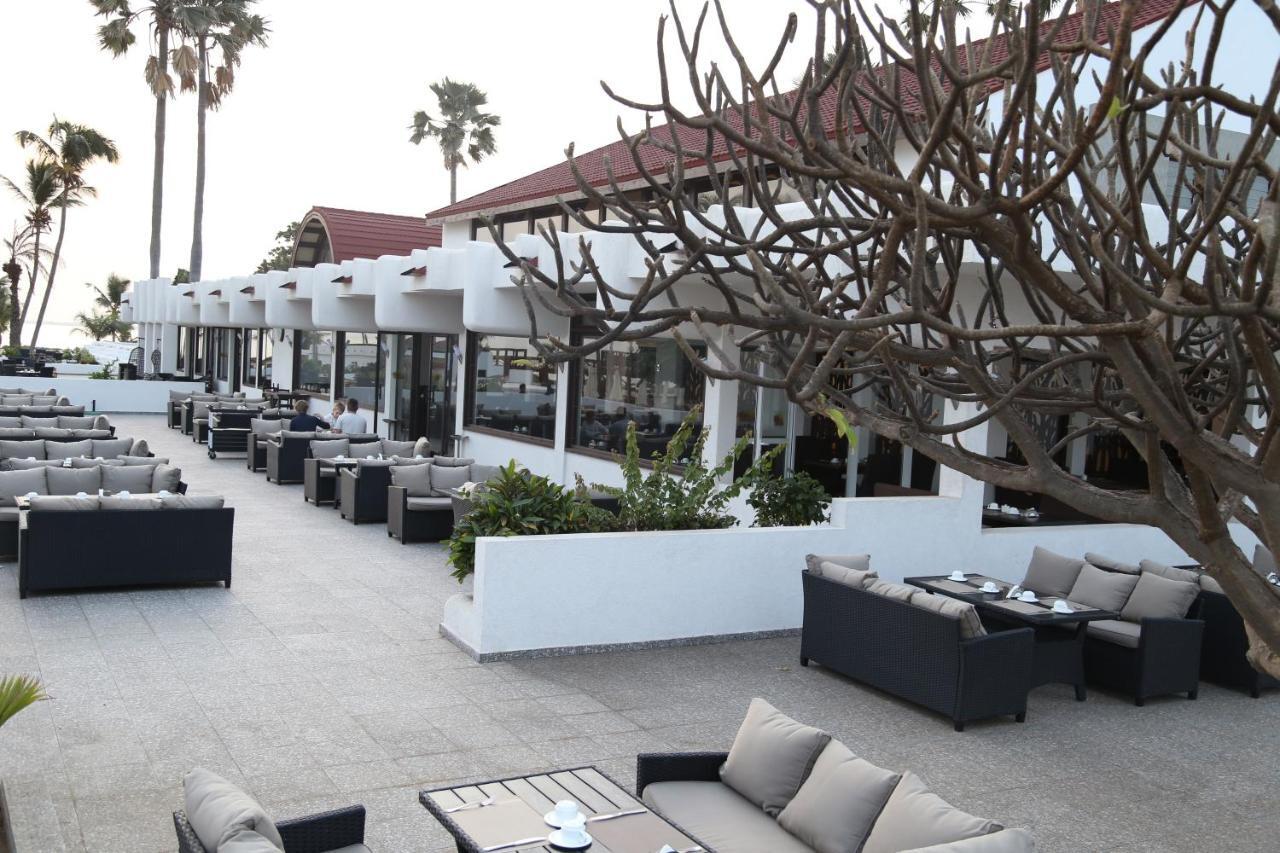 Sunbeach Hotel & Resort Bakau Exteriör bild